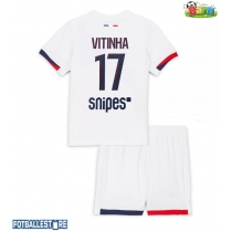 Paris Saint-Germain Vitinha #17 Bortedraktsett Barn 2025-26 Kortermet (+ Korte bukser)